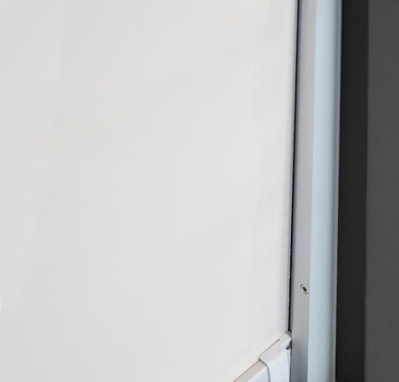 Screens:  Zip-Screen ScreenaMaX